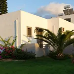 Marina Aparthotel 4*
