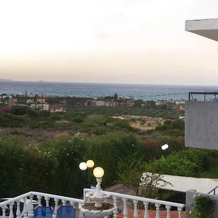 Marina 3* Hersonissos (Crete)