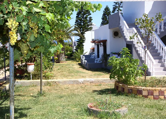 Marina 4* Hersonissos (Crete)