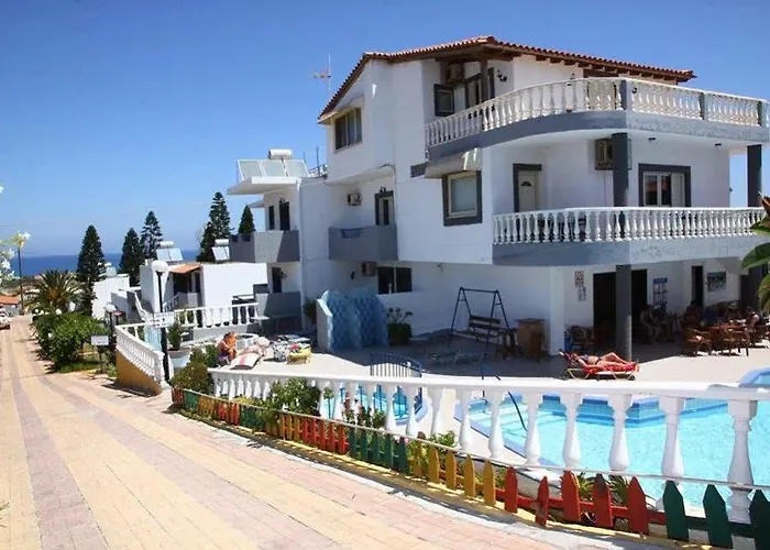 Marina 4* Hersonissos (Crete)