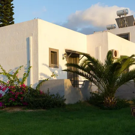 Marina Aparthotel 3*