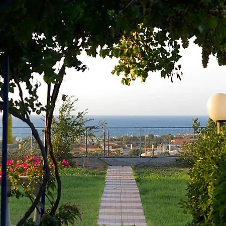 Marina Apartmanhotel 3*