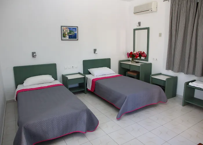 Marina 3* Hersonissos (Crete)