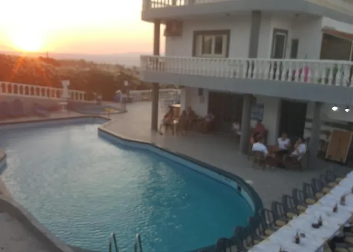 Aparthotel Marina 3*