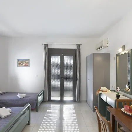 Marina Apartahotel