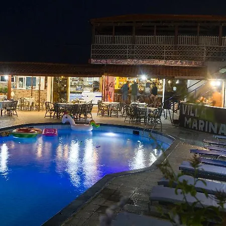 Marina 4* Hersonissos (Crete)